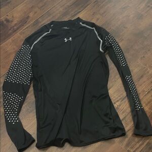 Under Armour Black and White Dotted Sleeve Shirt
